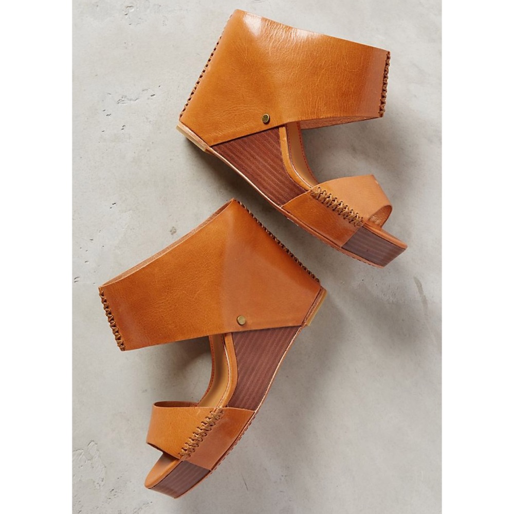 Anthropologie Trask Leather Wedge Sandal